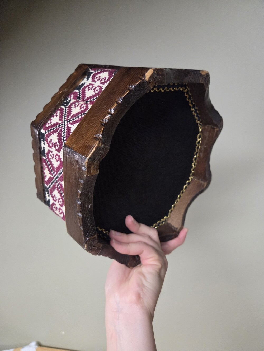 Vintage Octagonal Wooden Trinket Box Folk Art Cross Stitch Floral Geometric Boho - Picture 6 of 8